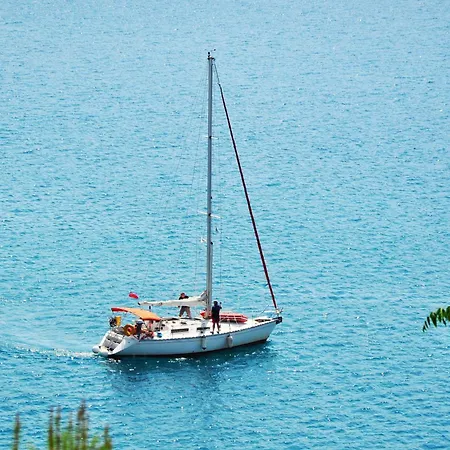 Magnificent Santorini 3 Bedrooms Royal Beautiful Caldera View With 2 Outdoor Hot Tubs Villa *