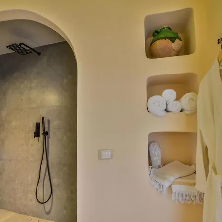 Villa Magnificent Santorini 3 Bedrooms Royal Beautiful Caldera View *