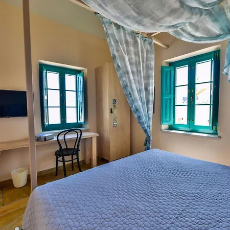 Magnificent Santorini 3 Bedrooms Royal Beautiful Caldera View