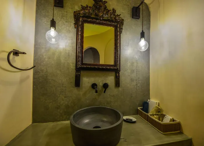 Magnificent Santorini 3 Bedrooms Royal Beautiful Caldera View Villa *