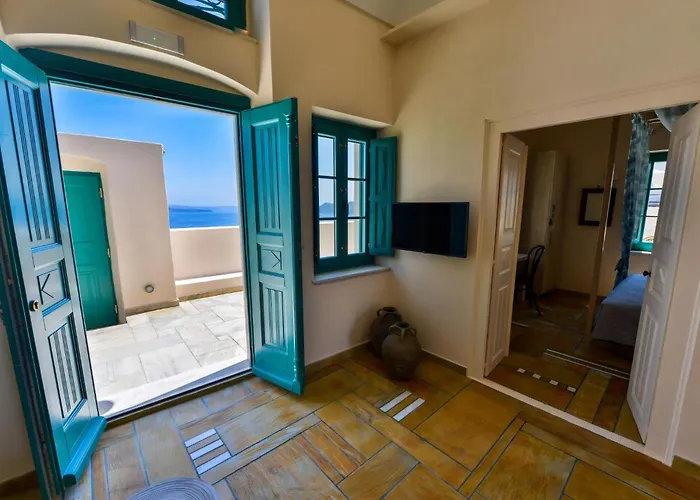 Magnificent Santorini 3 Bedrooms Royal Beautiful Caldera View Villa